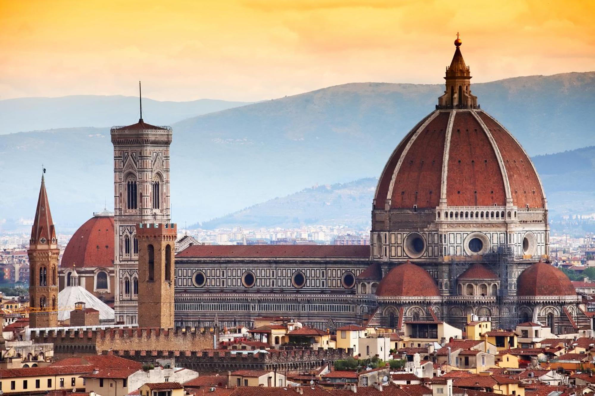 Luxurious View On Santa Croce Apartment ฟลอเรนซ์ ภายนอก รูปภาพ